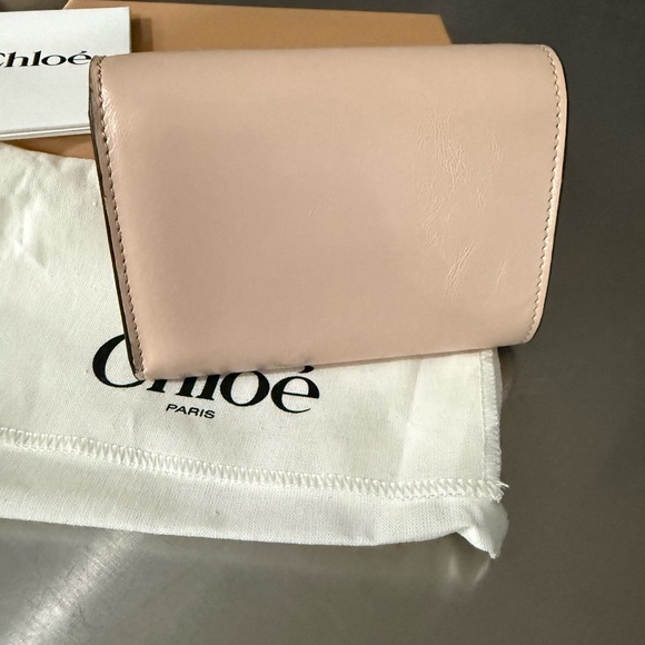 Pink Leather Wallet - Picture 3 of 9